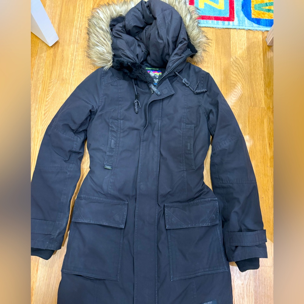 Aritzia TNA Bancroft Down Parka